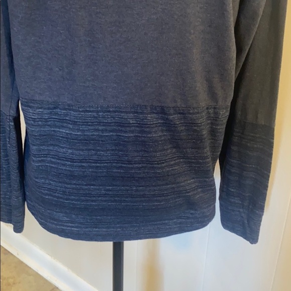 Broken Threads Hoodie blue and white size S - Picture 5 of 7